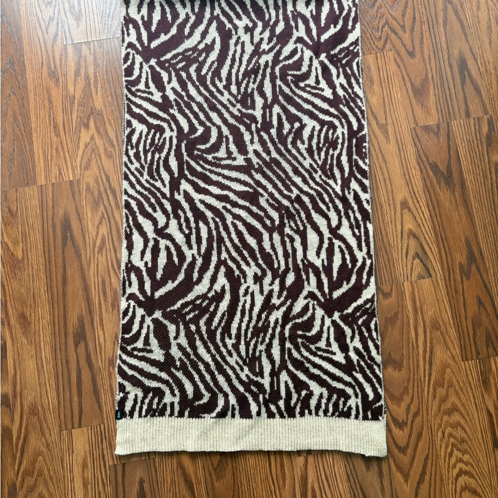 Bloomingdales Echo Chic Zebra Patterned Knit Scarf - image 1